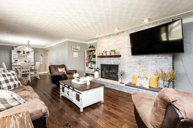 215 Bauer Ln, Maryville, IL 62062 - photo 7