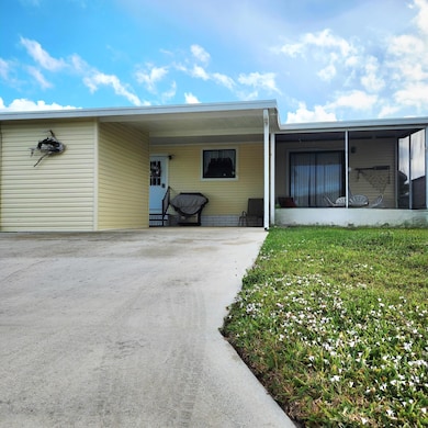 526 Hemingway Terrace unit F-02, Fort Pierce, FL 34982 - photo 2