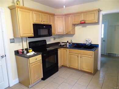 4324 Spruce St, Whitehall, PA 18052 - photo 5