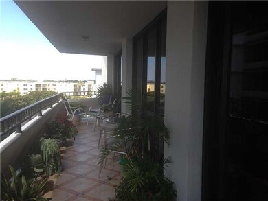 13951 Kendale Lakes Cir unit 606A, Miami, FL 33183 - photo 6