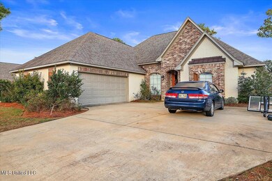 02-144 Caledonian Blvd