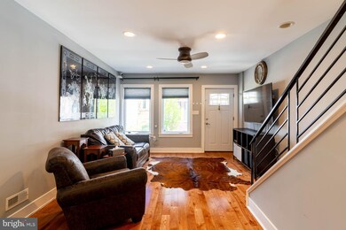 2052 Fernon St, Philadelphia, PA 19145 - photo 6