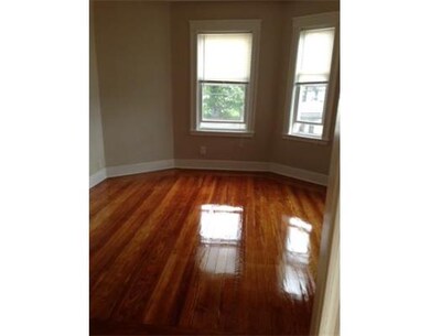 21 Roberts St, Quincy, MA 02169 - photo 6