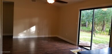 LIVINGROOMjpg