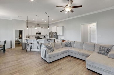 Great big Den that opens up to Kitchen with breakf
