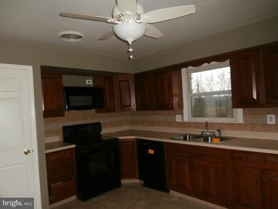 5908 Grace Lee Ave, Sykesville, MD 21784 - photo 7