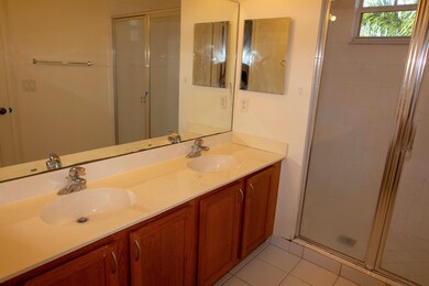 770 Millbrae Ct unit 3, West Palm Beach, FL 33401 - photo 6
