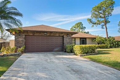 858 SE Kendell-2