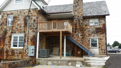 1912 S 4th St unit 2, Allentown, PA 18103 - photo 4