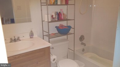 4143 Pleasant Meadow Ct unit 94B, Chantilly, VA 20151 - photo 7