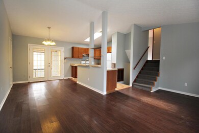 Eat-In / Kitchen