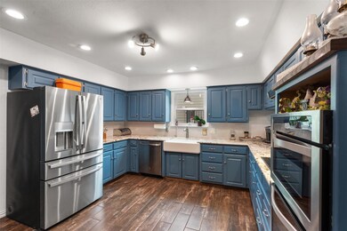 3703 Fairway Dr, Granbury, TX 76049 - photo 5