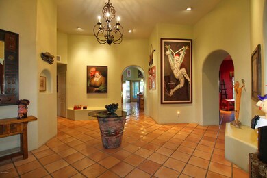 Inviting Foyer!