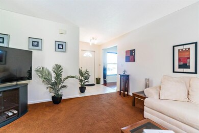 9555 154th Rd N Jupiter FL-large-005-002