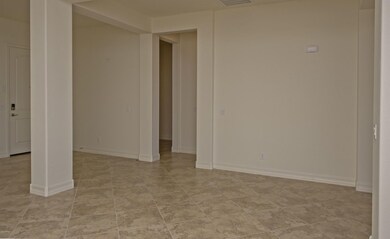 013_Living Area