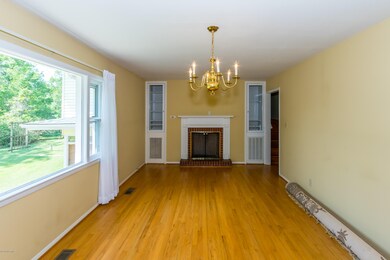 102 Courtland Dr, Jacksonville, NC 28546 - photo 4