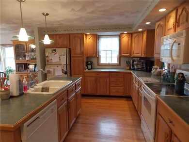 704 Steere Farm Rd, Harrisville, RI 02830 - photo 3