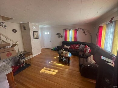 519 Mohawk St, Allentown, PA 18103 - photo 3