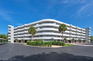 12945 Vanderbilt Dr unit 304, Naples, FL 34110 - photo 2