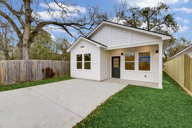 8412 Sandra St, Houston, TX 77016 - photo 2