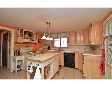 219 Summer St, Rockland, MA 02370 - photo 2