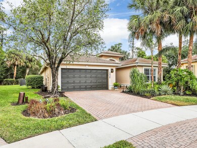 2446 Butterfly Palm Dr, Naples, FL 34119 - photo 6