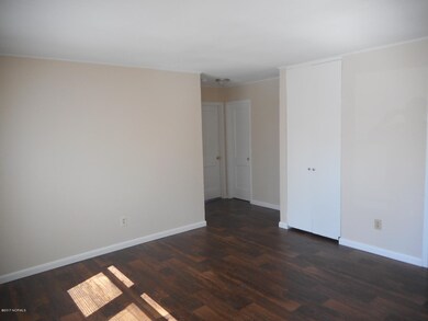 1246 Davis St, Jacksonville, NC 28540 - photo 2