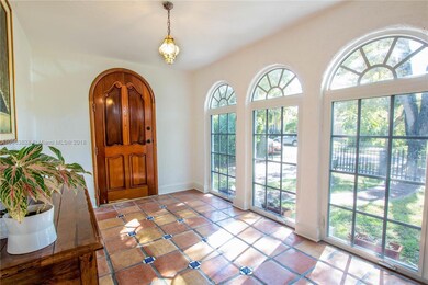 Foyer (Entrance of the House) 