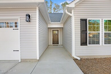 412 University Dr, Jacksonville, NC 28546 - photo 3