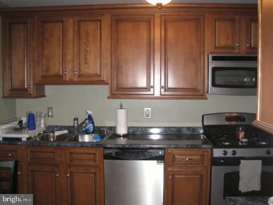 815 Jamestown Rd, East Windsor, NJ 08520 - photo 4