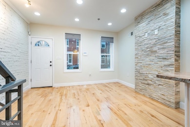 2057 Watkins St, Philadelphia, PA 19145 - photo 6