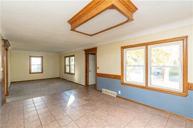 2913 Maple St, Des Moines, IA 50317 - photo 7