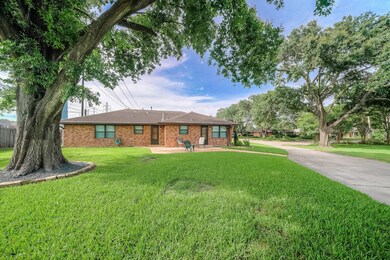 1703 Guese Rd, Houston, TX 77008 - photo 5