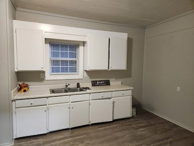 516 Headland Ave, Dothan, AL 36303 - photo 5