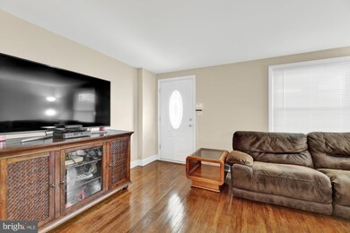 1001 Kayden Ln, Essex, MD 21221 - photo 3