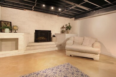 57306 Decamp Blvd, Elkhart, IN 46516 - photo 6