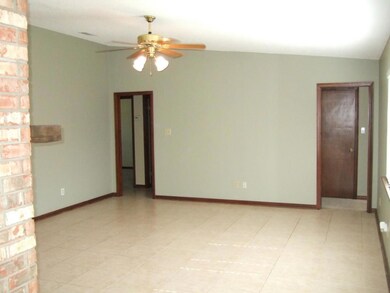Family Room leading to Bedrooms