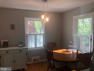 2804 Jefferson Dr, Alexandria, VA 22303 - photo 6