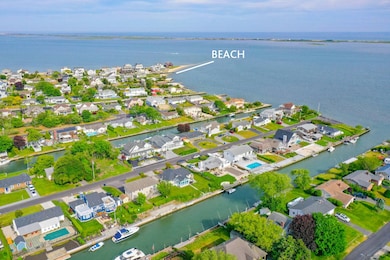 22 Barracuda Rd, East Quogue, NY 11942 - photo 2