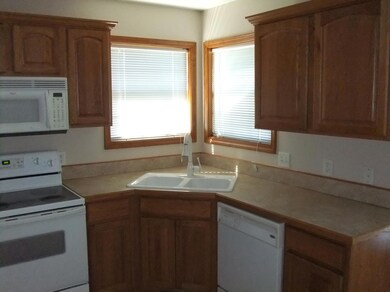 625 N Spout Spring St, Nixa, MO 65714 - photo 4