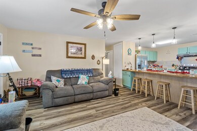 904 E Bradford St, Marion, IN 46952 - photo 4