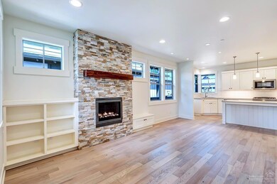 1605 NW William Clark St, Bend, OR 97703 - photo 6