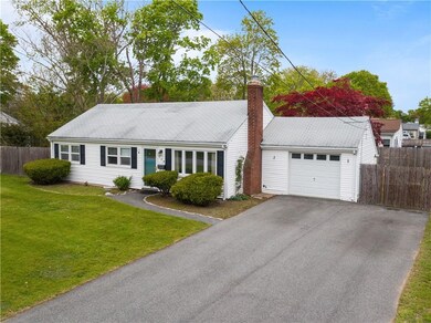 139 Underwood Ave, Warwick, RI 02888 - photo 2