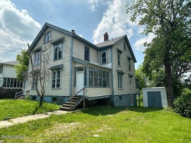 27 Daniels Ave, Pittsfield, MA 01201 - photo 4