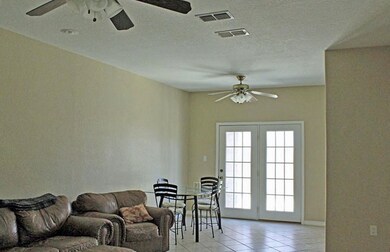 603 E 8th St unit C, Del Rio, TX 78840 - photo 3