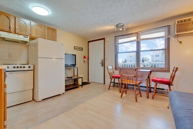 1072 Post Rd unit 217, Wells, ME 04090 - photo 3