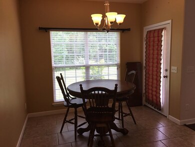 602 Camellia Ave, Douglas, GA 31533 - photo 7