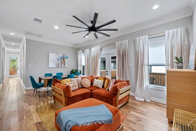 712 E 27th St, Houston, TX 77009 - photo 6