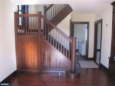 411 Derstine Ave, Lansdale, PA 19446 - photo 5