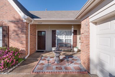 5707 Sparrow Run, Olive Branch, MS 38654 - photo 3